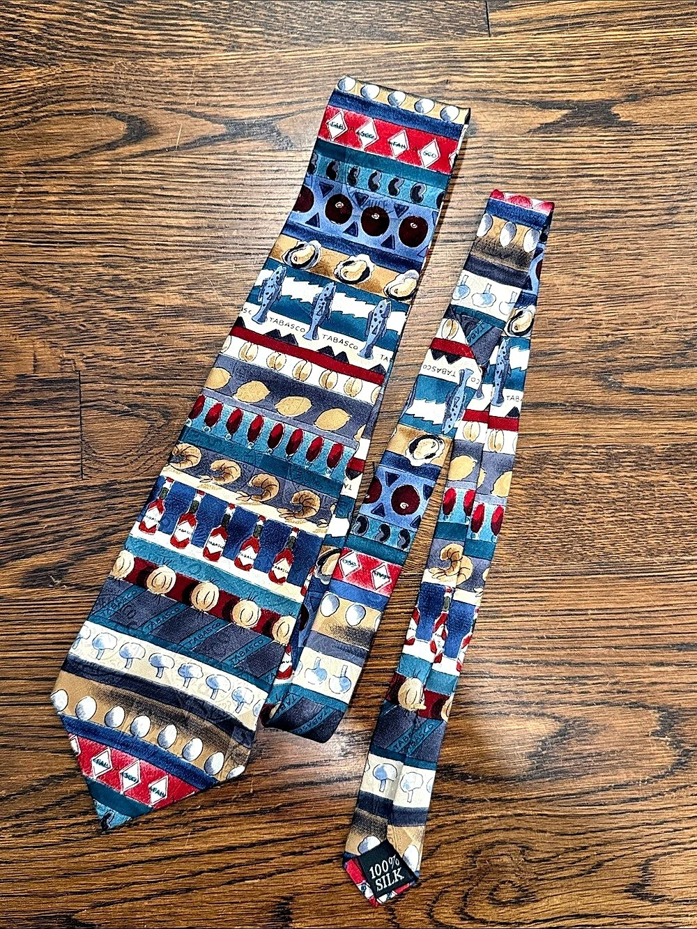 Vintage Tabasco Hot Sauce Silk Novelty Necktie Wembley WPL 4075 USA Made 90s